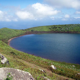 El Junco Lagoon
